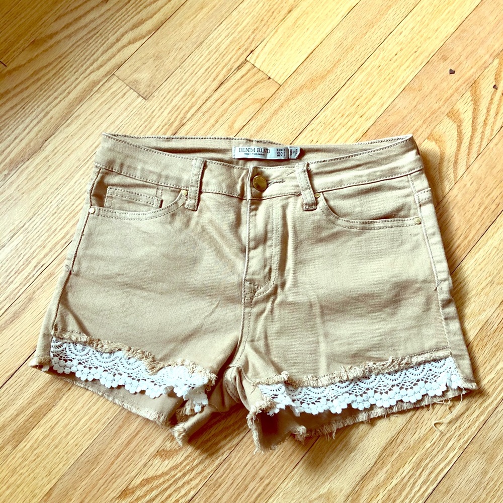 Women’s shorts